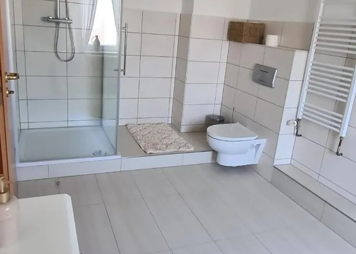 Stilvolle Free Parking, Space, Wlan Niestetal